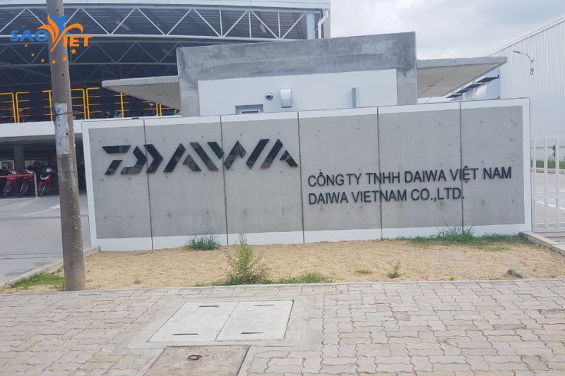 làm bảng hiệu inox giá rẻ