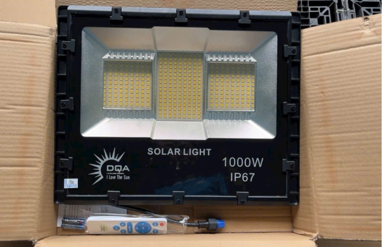 Khách hàng được khuyến khích kiểm tra kỹ và xác nhận tình trạng thiết bị đèn LED ngay khi nhận hàng từ Sao Việt, nhằm đảm bảo đúng số lượng, chất lượng và tránh phát sinh sự cố sau giao nhận.